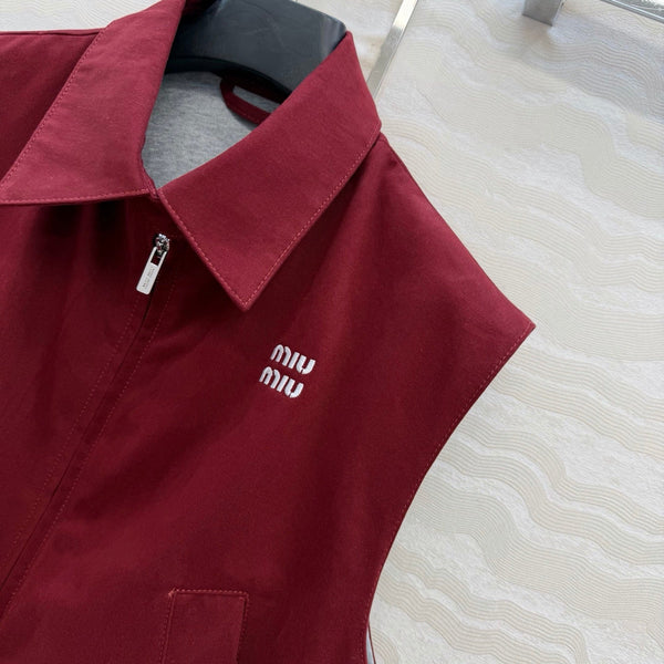 Miu PE26 Gilet en popeline délavée coton rouge amarante 346166