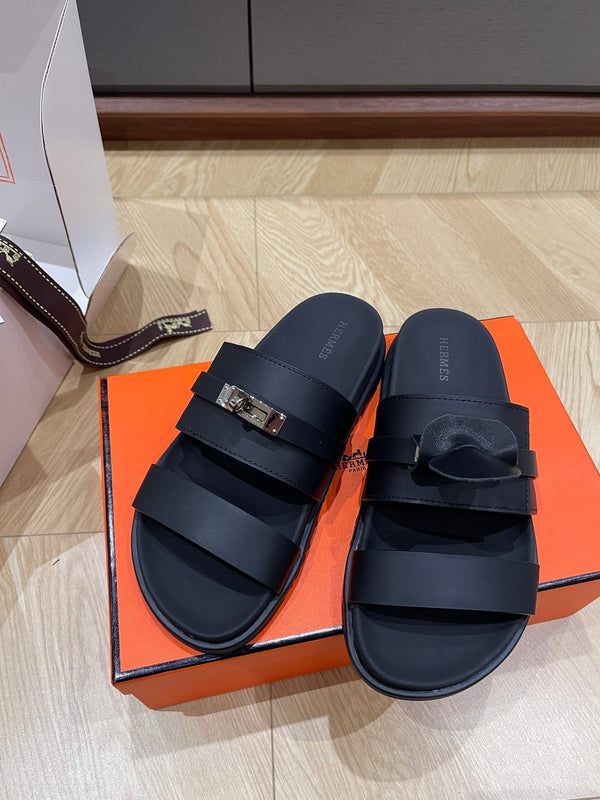 HM 25 Jackson Sandal Black Calfskin