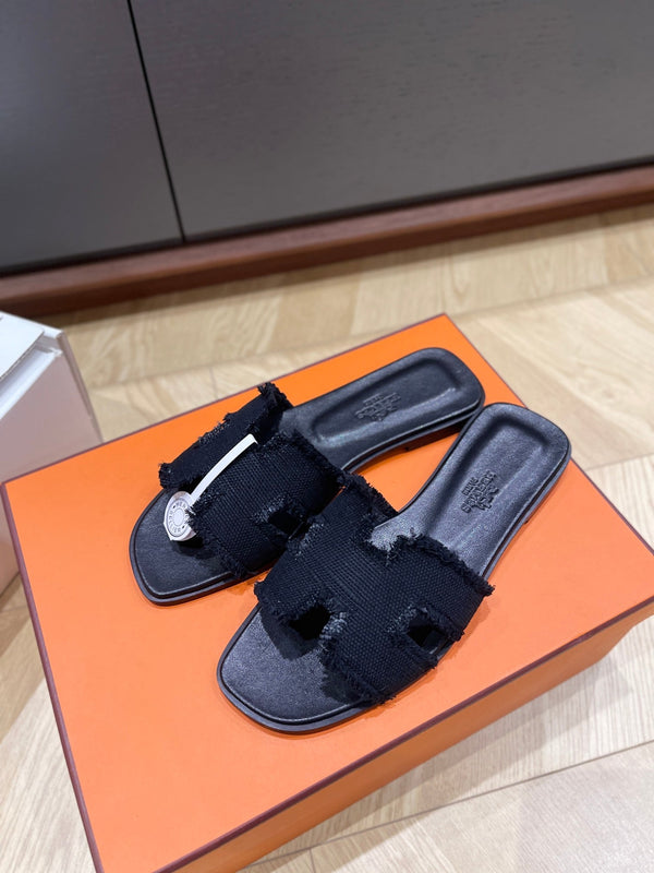 HM 25 Oran sandal Canvas and Leather 245707