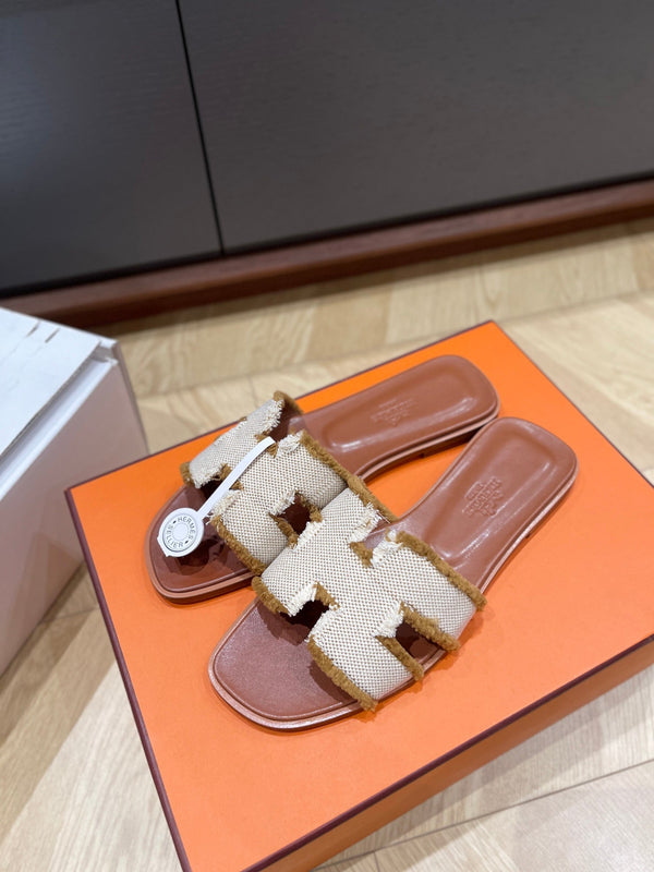 HM 25 Oran sandal Canvas and Leather 245707