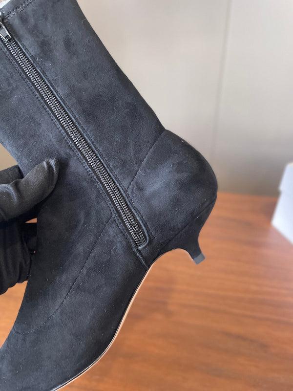 The Row 2025 Heel Ankle Boot Black Suede 561609