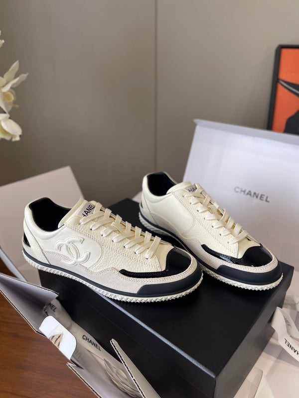 CC 25K Double Logo Sneakers Black White Leather Suede 623168