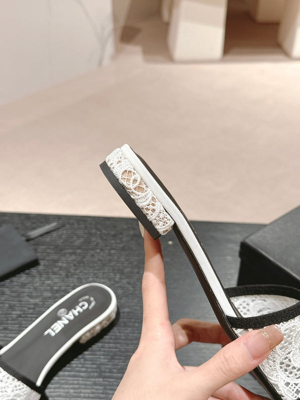 sandalo mulo in pizzo bianco