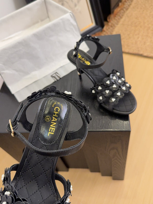 CC 25 Pearl Slingback Black Sheepskin 252291