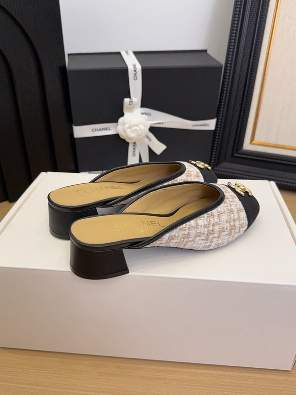 CC 25 Mule 40mm White Brown Fabric Black Grosgrain 277723