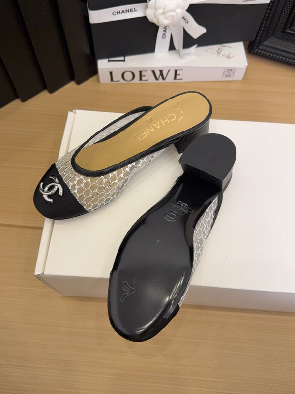 CC 25 Mule 40mm White Mesh Beige Sheepskin Black Grosgrain 277725