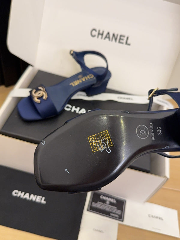 CC 25 High Heels 40 Sandals Navy Blue Satin And Sheepskin Square Toe 277711