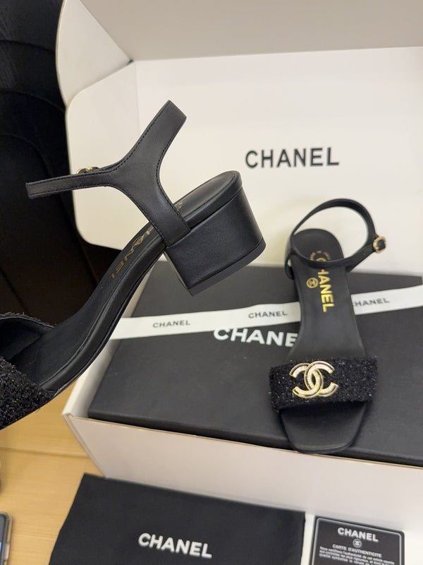 CC 25 High Heels 40 Sandals Black Fabric And Sheepskin Square Toe 277713