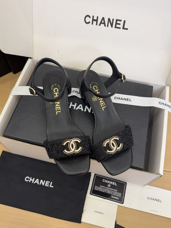 CC 25 High Heels 40 Sandals Black Fabric And Sheepskin Square Toe 277713