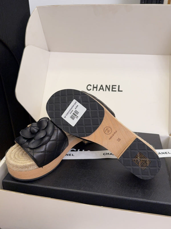 CC 25 Camellia 40 Mule Black Leather and Espadrilles Mix Wood Sole 277720