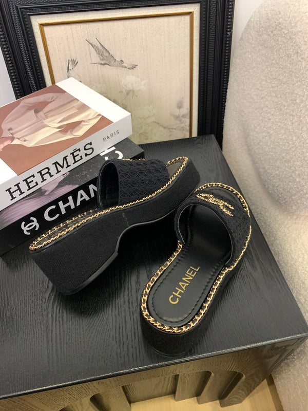 CC 25 Platform Slippers Black Lambskin 310383