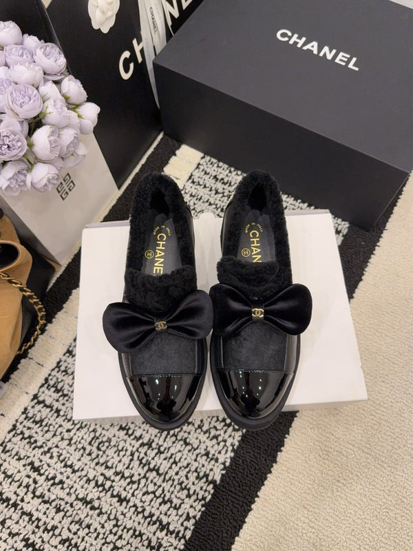 CC 26 Mocassin doublé fourrure avec nœud Laine Cuir Noir 588823