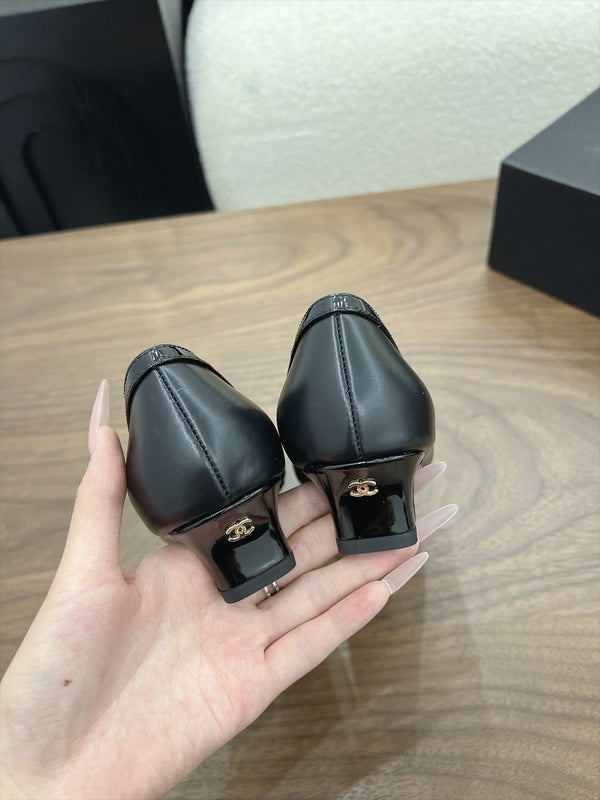 CC 2026 Square Toe Pump Lambskin 191779