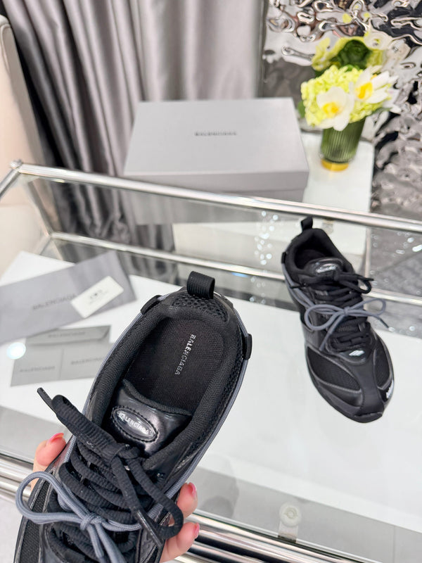Balenciaga Monday Sneakers Black Mesh TPU 714950