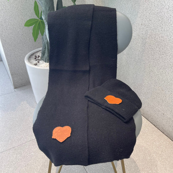 SET SCIARPA E CAPPELLO IN LANA NERA 414794