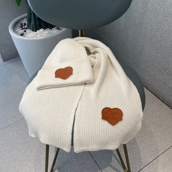 SET SCIARPA E CAPPELLO IN LANA BIANCA 414795