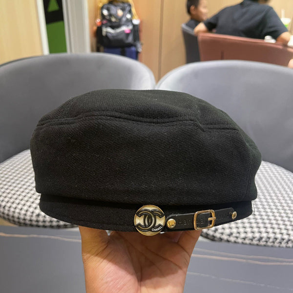 CAPPELLO BASCO IN TESSUTO NERO 419385