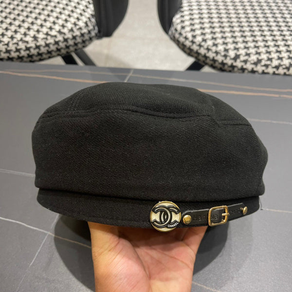 BERET HAT IN BLACK FABRIC 419385