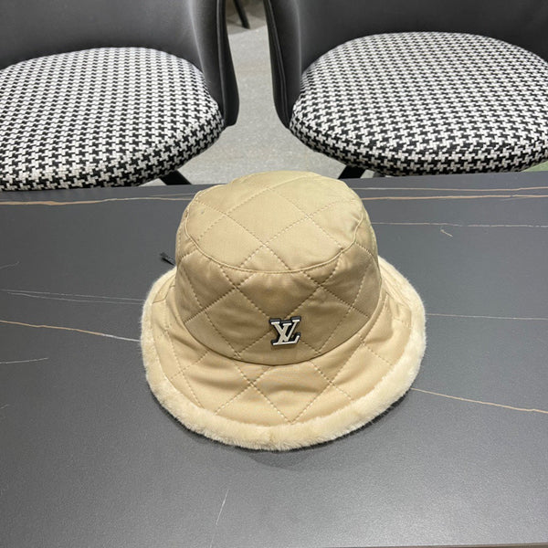 CAPPELLO A SECCHIELLO IN MAGLIA DI COTONE BEIGE E PELLICCIA DI AGNELLO 420922