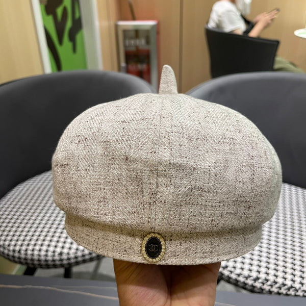 CAPPELLO BASCO IN TESSUTO BEIGE 420943