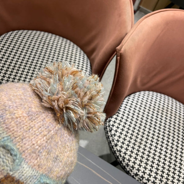 KNITTED WOOL HAT COLORFUL 425767