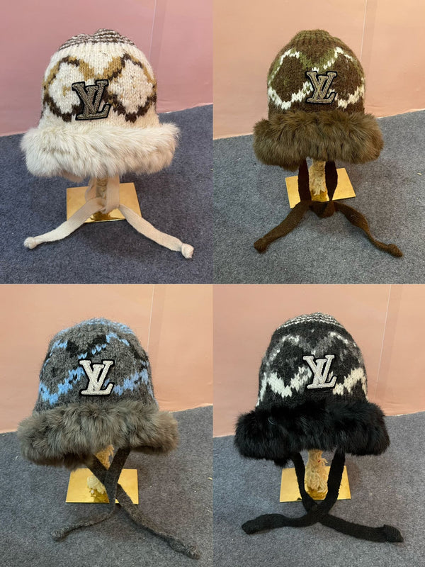 KNITTED WOOL HAT COLORFUL 436579