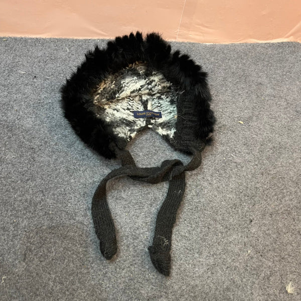 CAPPELLO IN LANA LAVORATA A MAGLIA COLORATO 436580