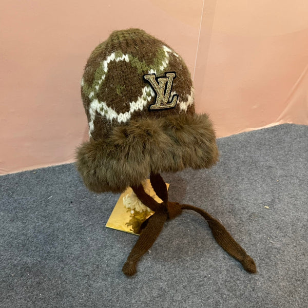 CAPPELLO IN LANA LAVORATA A MAGLIA COLORATO 436581