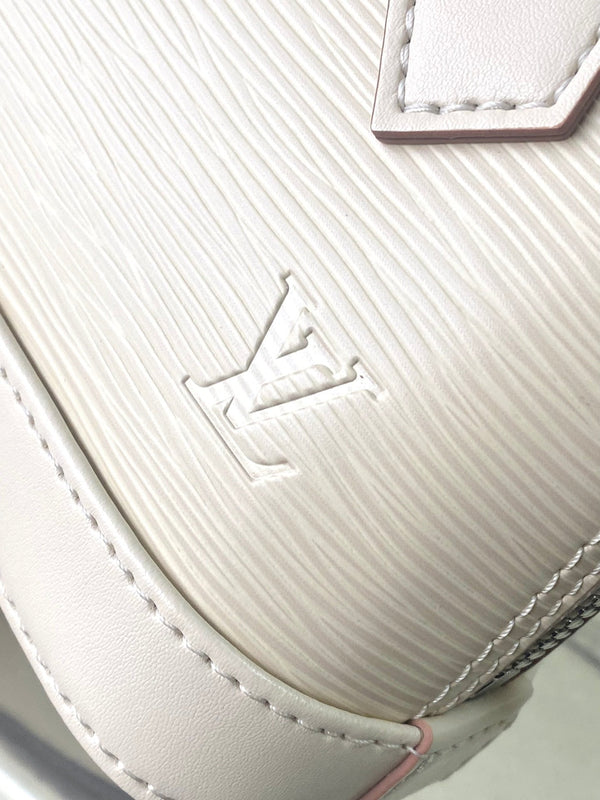 Alma Nano 18 in pelle Epi color crema