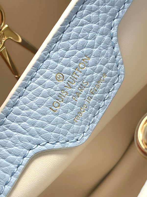 CAPUCINES BB 26 IN BLU CANDY TAURILLON ORO HARDWARE