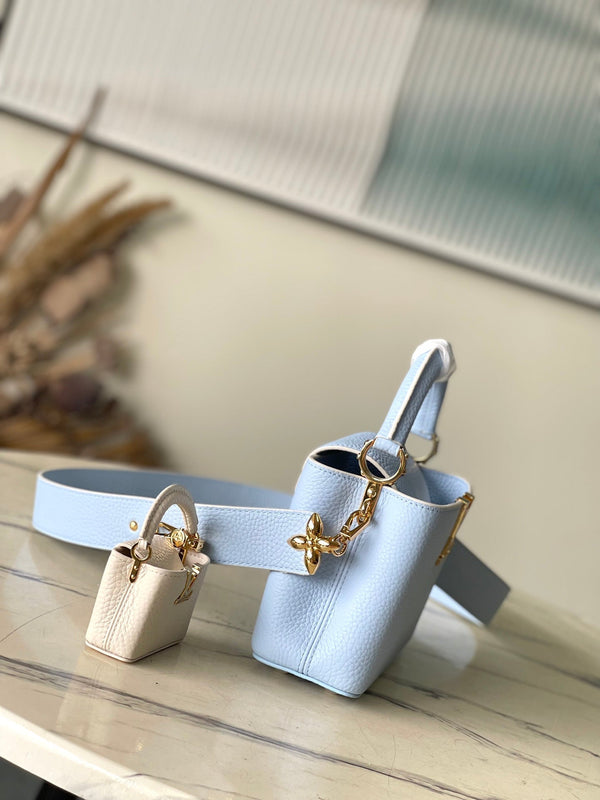 CAPUCINES MINI 21 IN BLU CANDY CON FERRAMENTA IN ORO TAURILLON