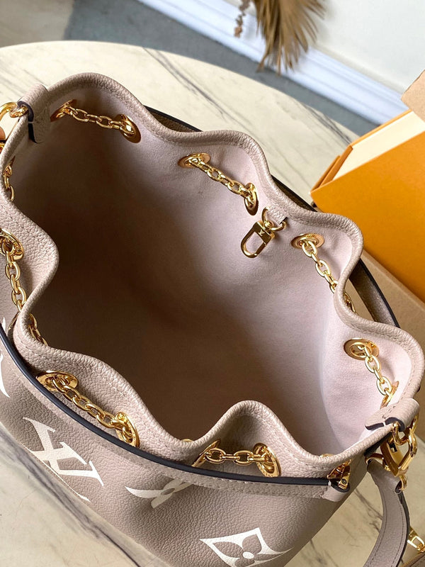 PACCO 28 IN PELLE MONOGRAMMA STAMPATA BIANCO TOURTERELLE CON FERRAMENTA ORO