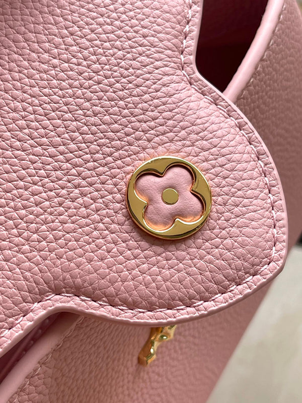 CAPUCINES EAST-WEST MINI 22 IN PELLE DI VITELLO ROSA CIPRIA E FERRAMENTA ORO