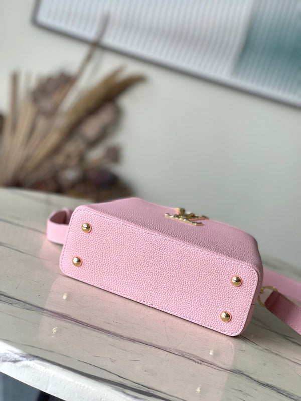 CAPUCINES EAST-WEST MINI 22 IN PELLE DI VITELLO ROSA CIPRIA E FERRAMENTA ORO