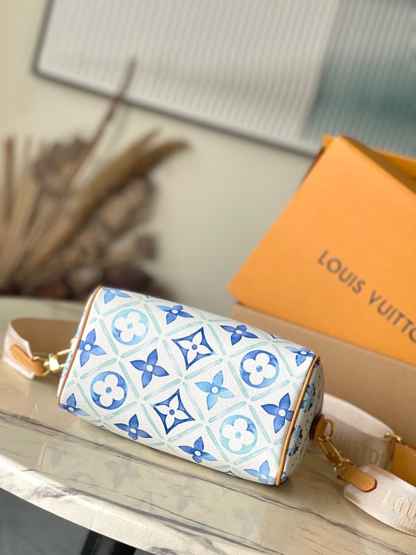 SPEEDY BANDOULIÈRE 20 IN TELA CON PIASTRELLE MONOGRAM BLU LAGUNA E FIBBIA ORO