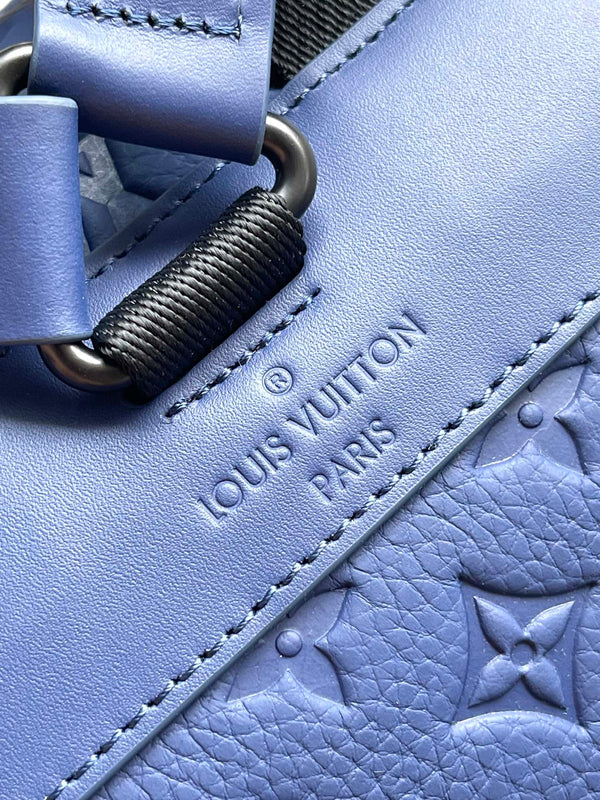 CHRISTOPHER MM 44 IN TAURILLON BLU ZAFFIRO
