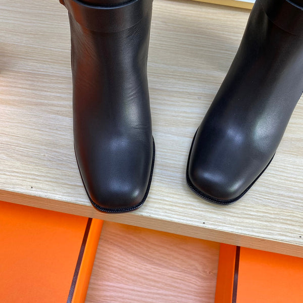 Stivale HM Justine in pelle di vacchetta nera 987482