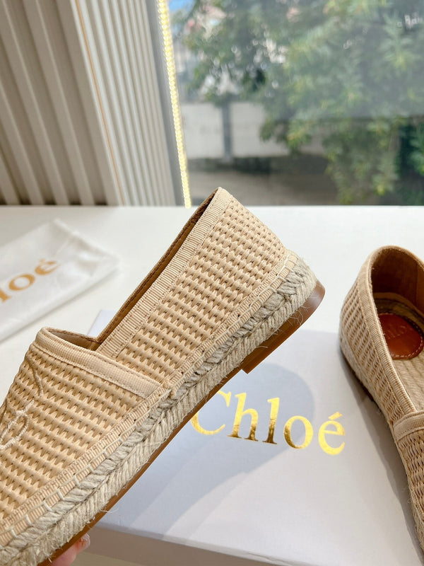 CHLOÉ WOVEN LOAFER IN TAN BEIGE RAFFIA