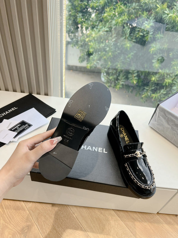 CC Moccasins Glossy Black Chain Lambskin