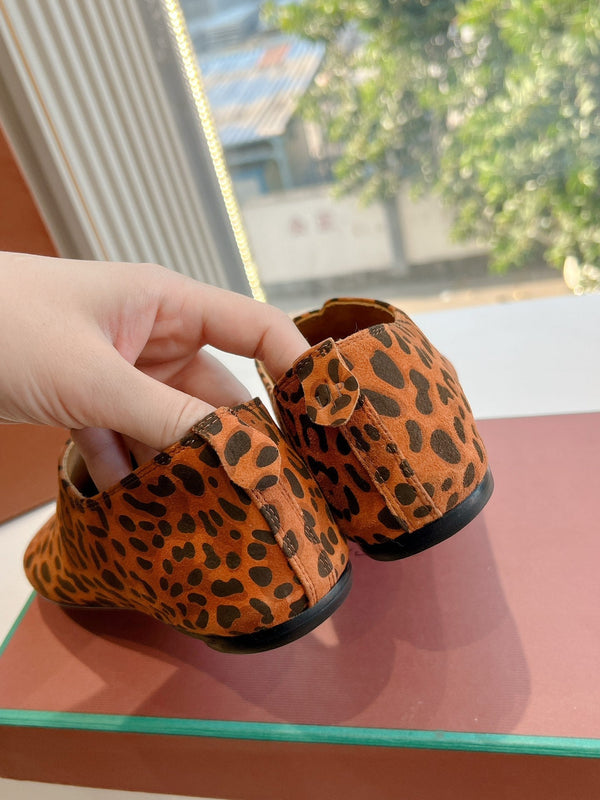 LP Floaty Flat Orange Black Leopard Print Suede 992985