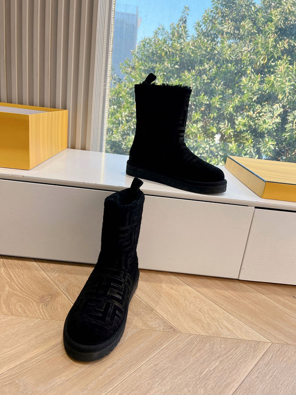 Fendi Apres Chic with FF chamois Boots Black Suede 475232