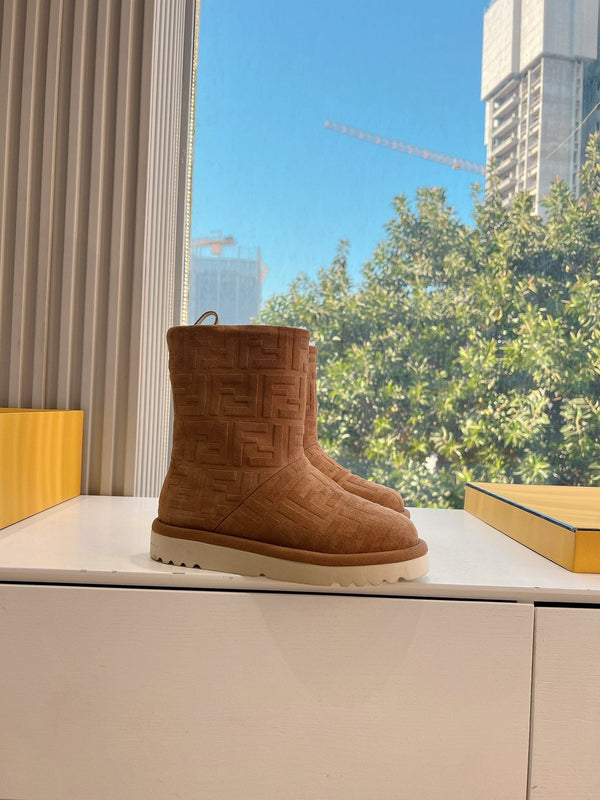 Fendi Apres Chic with FF chamois Boots Brown Suede 475234