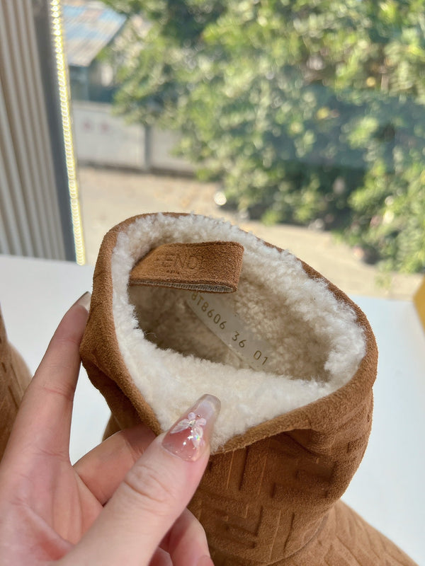 Fendi Apres Chic with FF chamois Boots Brown Suede 475234