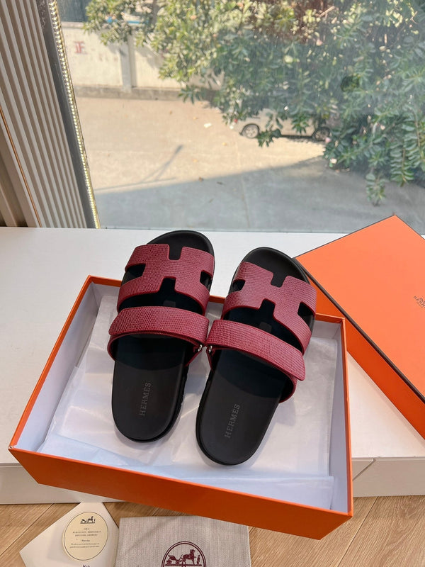 HM Chypre Sandal Blood Red Grained Calfskin 2027966