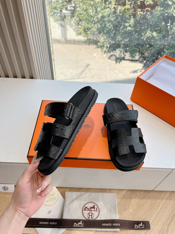 HM Chypre Sandal Black Ostrich Leather 202800