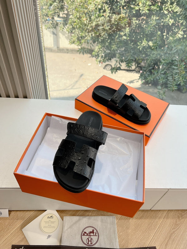 HM Chypre Sandal Black Ostrich Leather 202800