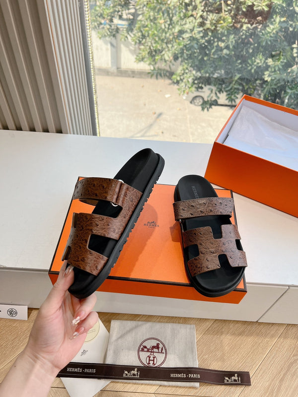 HM Chypre Sandal Walnut Brown Ostrich Leather 202803