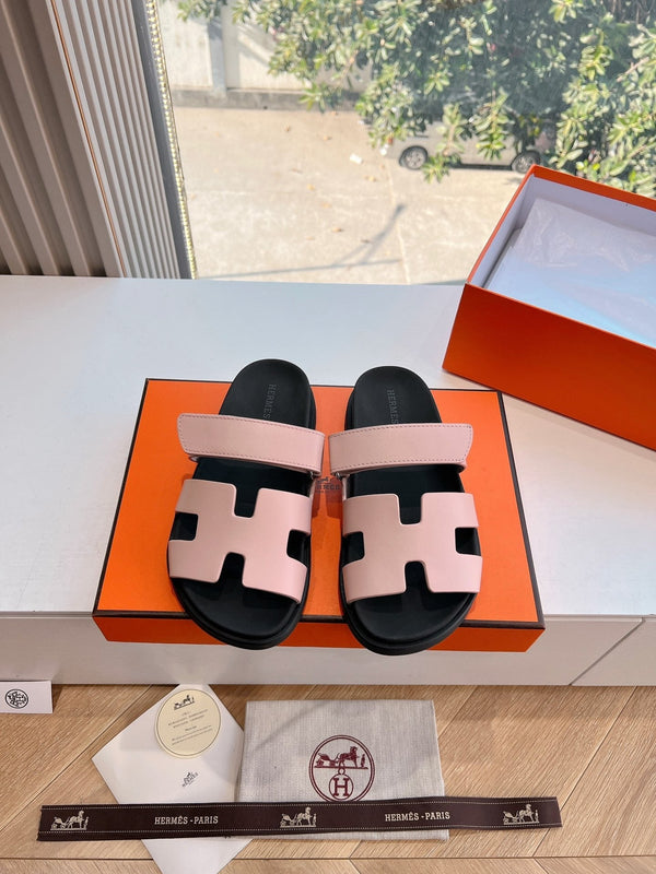 SANDALO CIPRIA IN VITELLO ROSA CHIARO