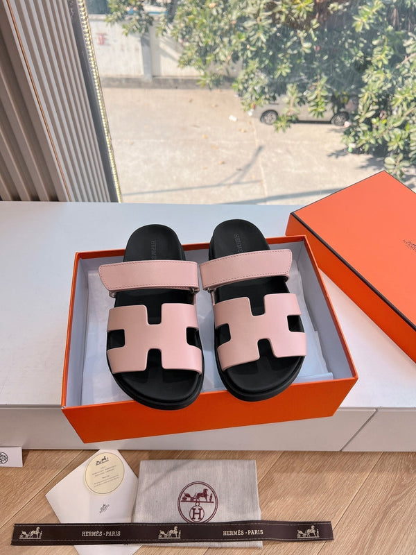 SANDALO CIPRIA IN VITELLO ROSA CHIARO