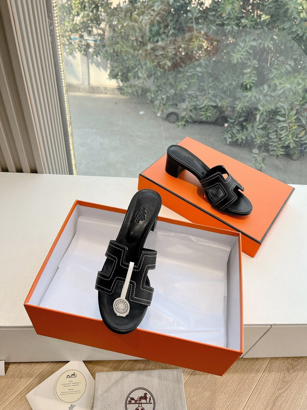 HM 25C Oasis sandal Black Leather 202837